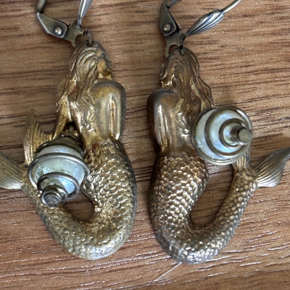 Handcrafted mermaid earrings with a pearl